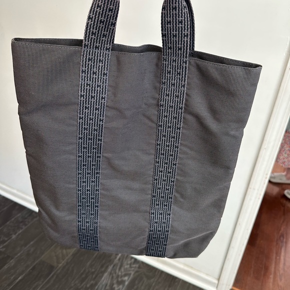 Hermes Gray Tote Bag with Geometric Handles - Picture 1 of 7